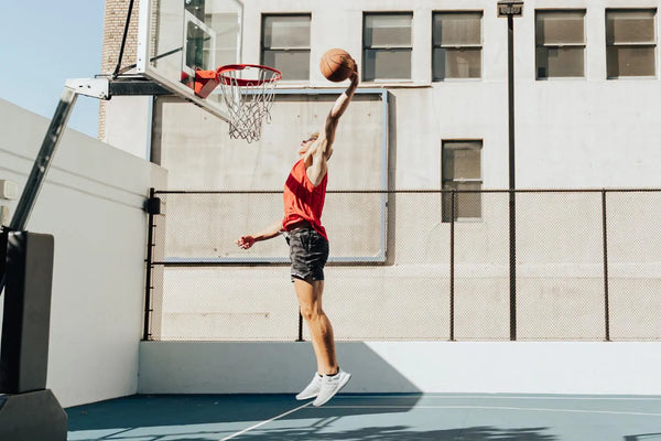 Optimal Materials for Activewear: Enhancing Performance in Football, Basketball, Baseball, and Soccer