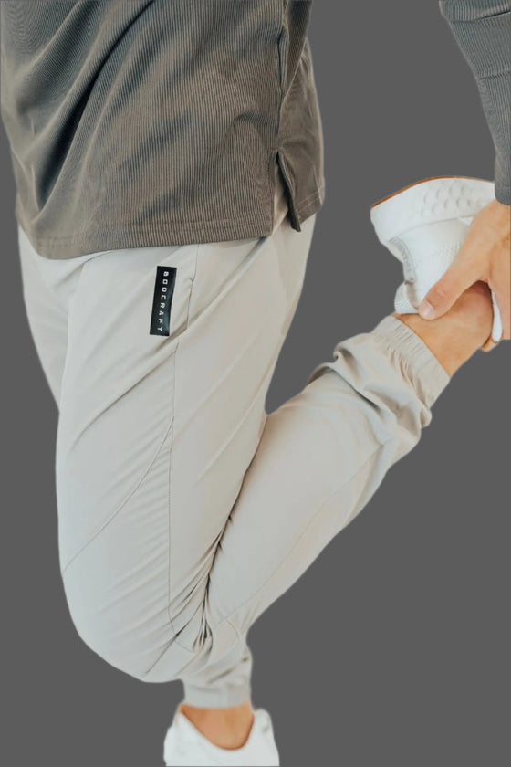 Men’s Total War Ace Golf Jogger - Ghost Grey Bodcraft